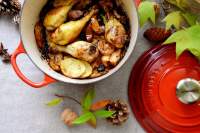 Muslos de pollo asados al horno con manzana y castañas / Chez Silvia