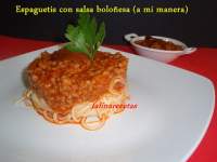   Espaguetis con salsa boloñesa